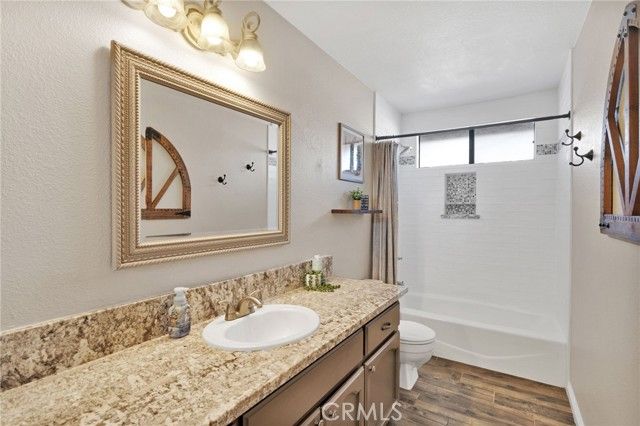 15931 Kewanee, Apple Valley, CA 92307