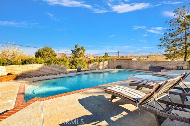 15931 Kewanee, Apple Valley, CA 92307