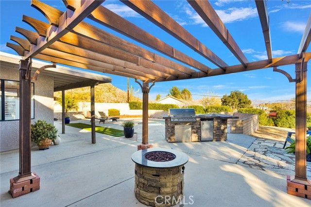 15931 Kewanee, Apple Valley, CA 92307