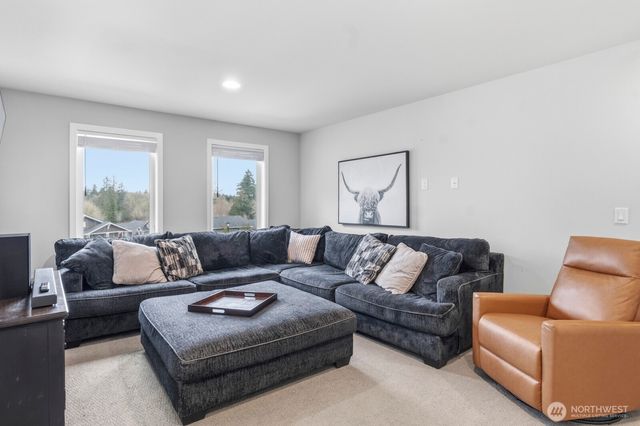 8315 56th Avenue NE, Lacey, WA 98516