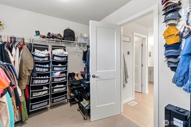 8315 56th Avenue NE, Lacey, WA 98516