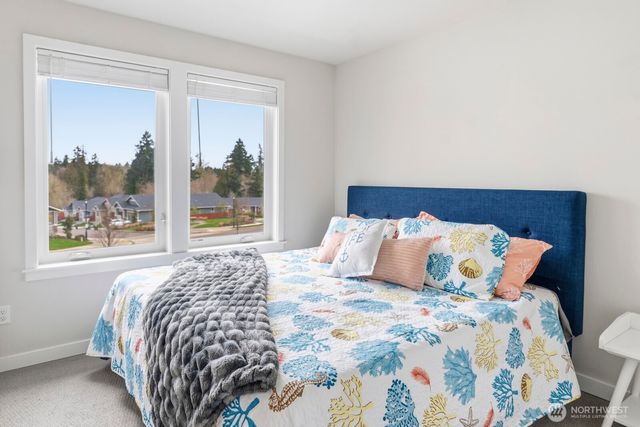 8315 56th Avenue NE, Lacey, WA 98516