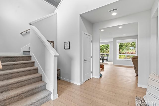 8315 56th Avenue NE, Lacey, WA 98516