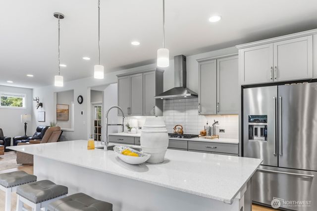 8315 56th Avenue NE, Lacey, WA 98516