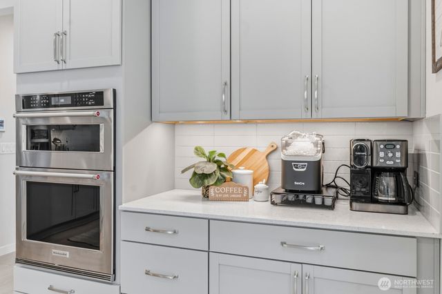 8315 56th Avenue NE, Lacey, WA 98516