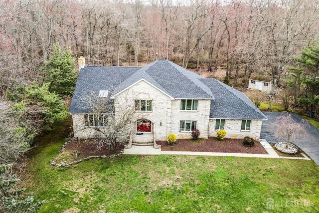 3 Shira Lane, Manalapan, NJ 07726