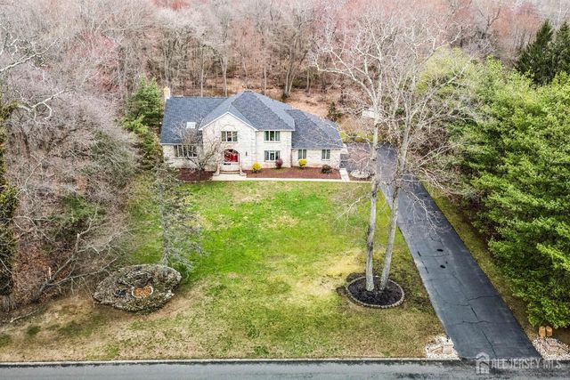 3 Shira Lane, Manalapan, NJ 07726