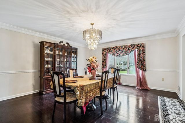 3 Shira Lane, Manalapan, NJ 07726