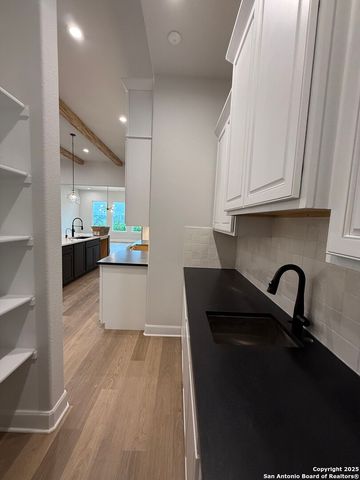 9758 Lenox Hill, San Antonio, TX 78255