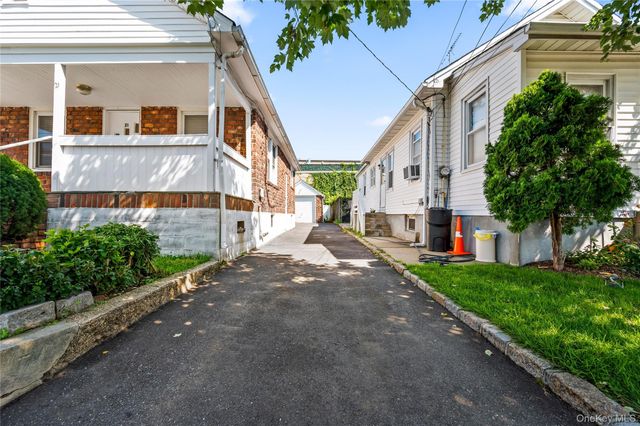 21 Beechwood Avenue, Port Washington, NY 11050