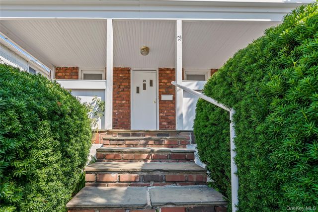 21 Beechwood Avenue, Port Washington, NY 11050