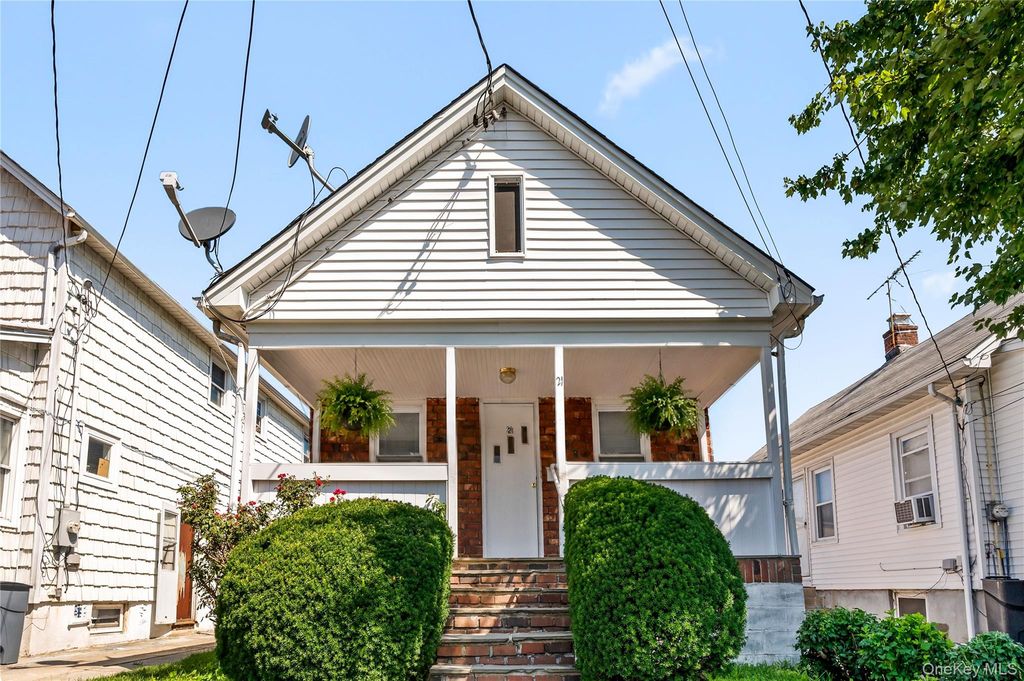 21 Beechwood Avenue, Port Washington, NY 11050