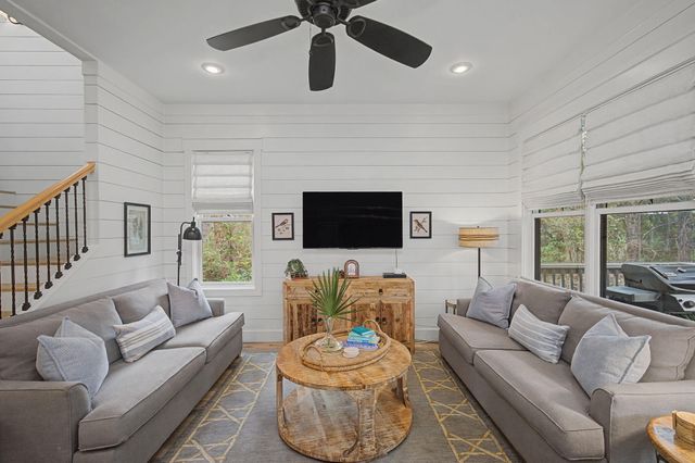 111 Hammock Lane, Santa Rosa Beach, FL 32459