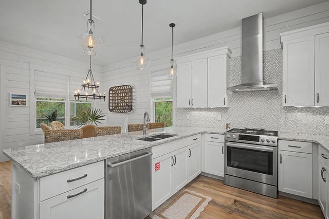 111 Hammock Lane, Santa Rosa Beach, FL 32459