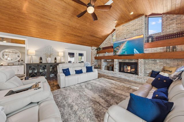 11 Hampton Circle, Niceville, FL 32578