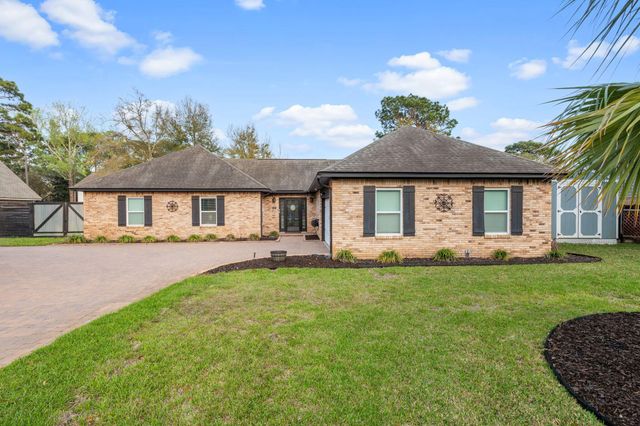 11 Hampton Circle, Niceville, FL 32578