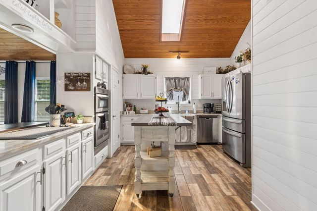 11 Hampton Circle, Niceville, FL 32578