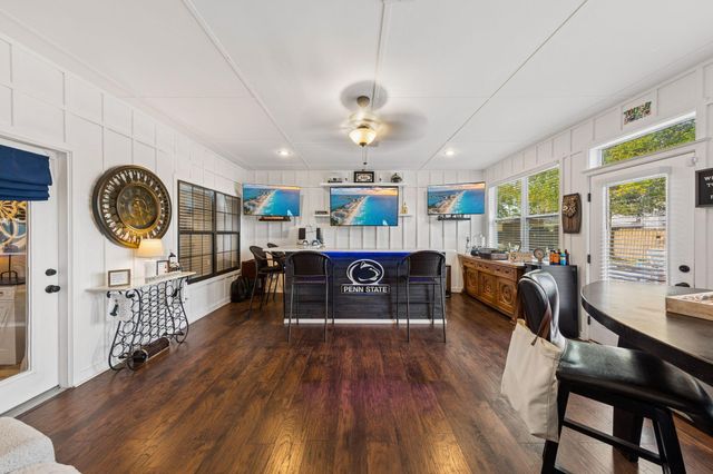 11 Hampton Circle, Niceville, FL 32578