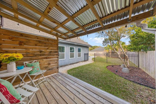 11 Hampton Circle, Niceville, FL 32578