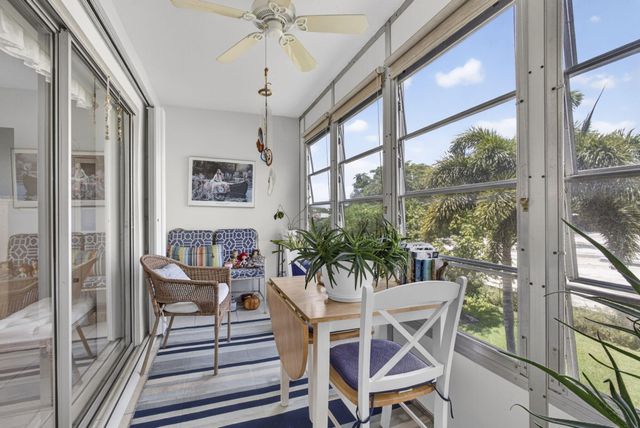 308 Greenbrier A, West Palm Beach, FL 33417