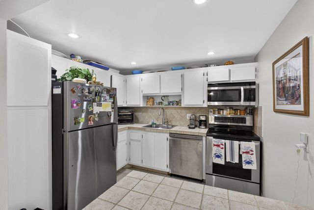 308 Greenbrier A, West Palm Beach, FL 33417