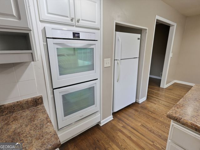 904 Abingdon Court, Stone Mountain, GA 30083