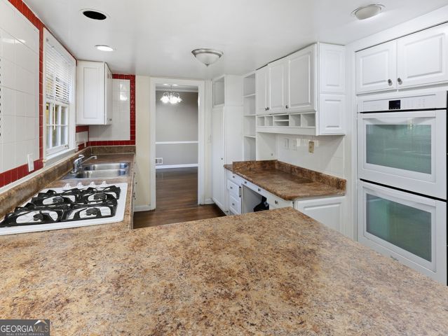 904 Abingdon Court, Stone Mountain, GA 30083