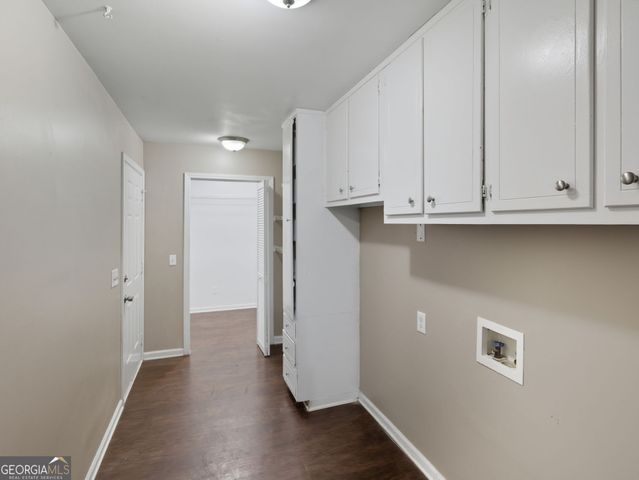 904 Abingdon Court, Stone Mountain, GA 30083