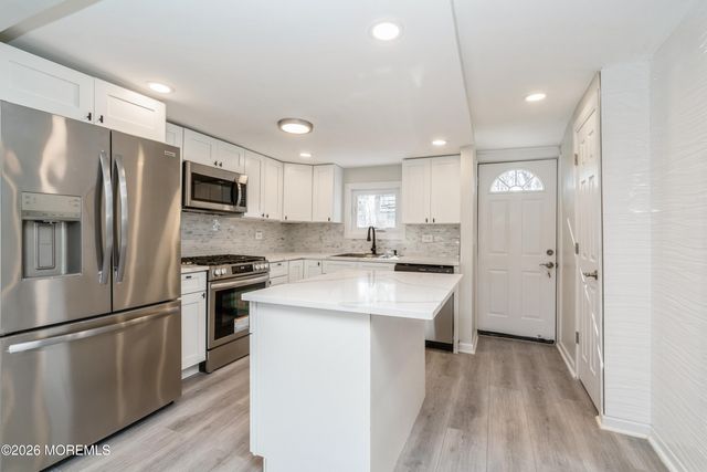 21 Mathiasen Place A, Matawan, NJ 07747