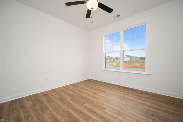 2217 Captiva LN, Chesapeake, VA 23321