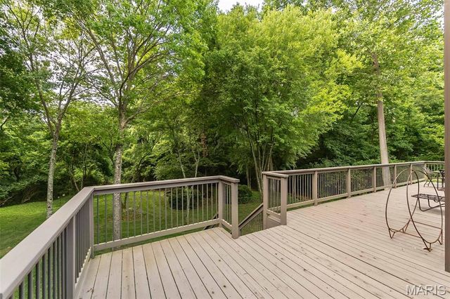 12420 Robyn Road, Sunset Hills, MO 63127