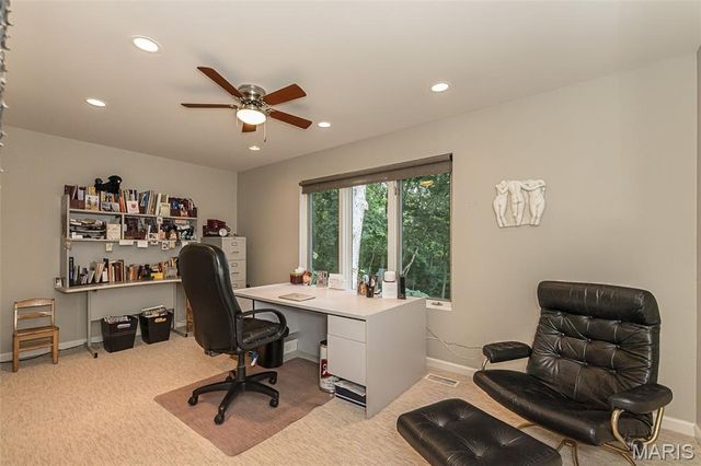 12420 Robyn Road, Sunset Hills, MO 63127