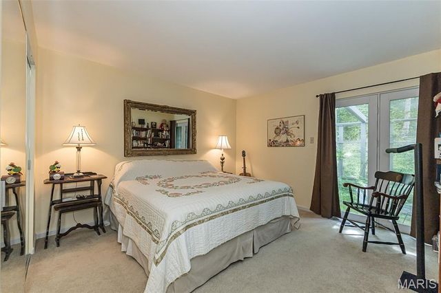 12420 Robyn Road, Sunset Hills, MO 63127