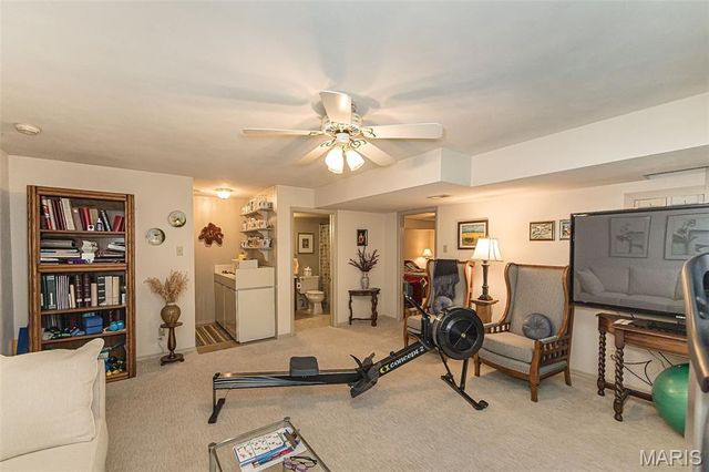 12420 Robyn Road, Sunset Hills, MO 63127