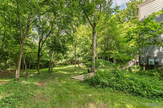 12420 Robyn Road, Sunset Hills, MO 63127