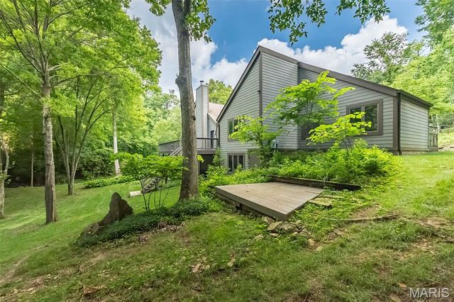12420 Robyn Road, Sunset Hills, MO 63127