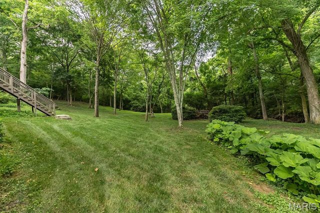 12420 Robyn Road, Sunset Hills, MO 63127