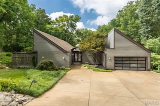 12420 Robyn Road, Sunset Hills, MO 63127