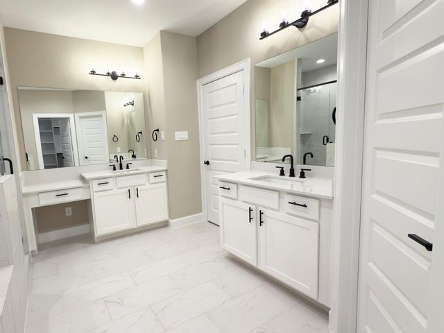 4309 B Dickson Street Street, Houston, TX 77007