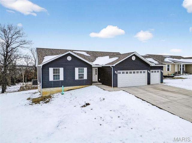 165 Colton Jesse Drive, Winfield, MO 63389