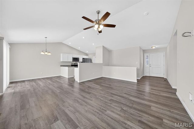 165 Colton Jesse Drive, Winfield, MO 63389