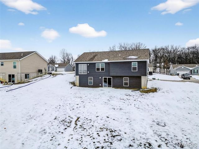 165 Colton Jesse Drive, Winfield, MO 63389