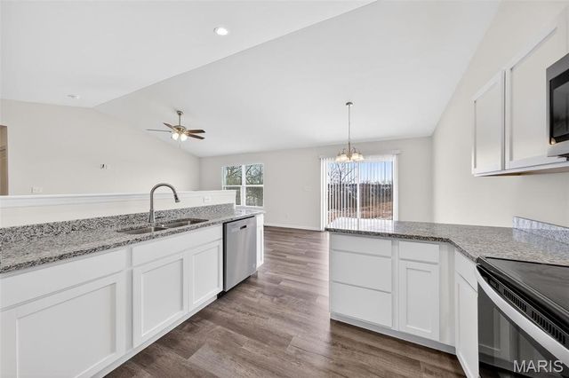 165 Colton Jesse Drive, Winfield, MO 63389