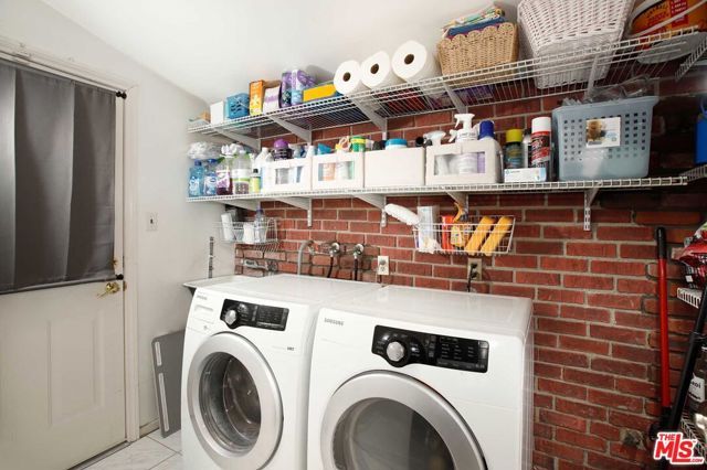 16600 Nordhoff Street, North Hills (los Angeles), CA 91343