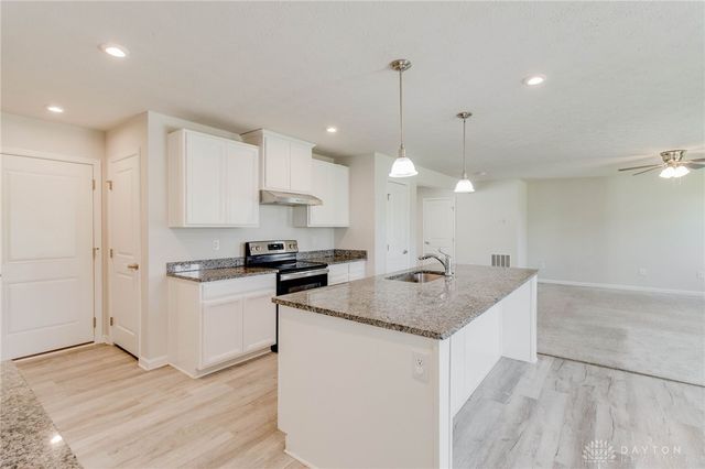 5073 Catalpa Drive, Tipp City, OH 45371