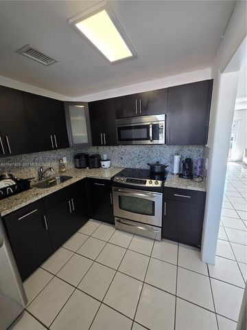 1612 Jefferson Ave PH02, Miami Beach, FL 33139