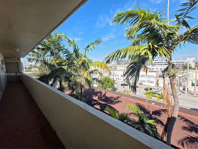 1612 Jefferson Ave PH02, Miami Beach, FL 33139