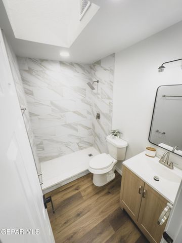 2808 LAKE CHAMPLAIN Street, El Paso, TX 79936