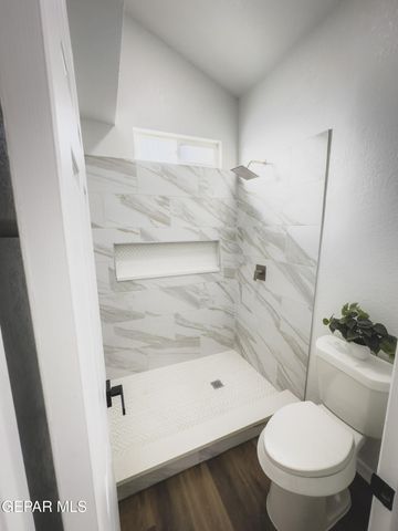 2808 LAKE CHAMPLAIN Street, El Paso, TX 79936