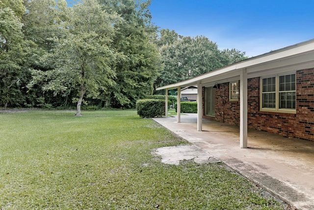 1809 Medera Ct, Dothan, AL 36301